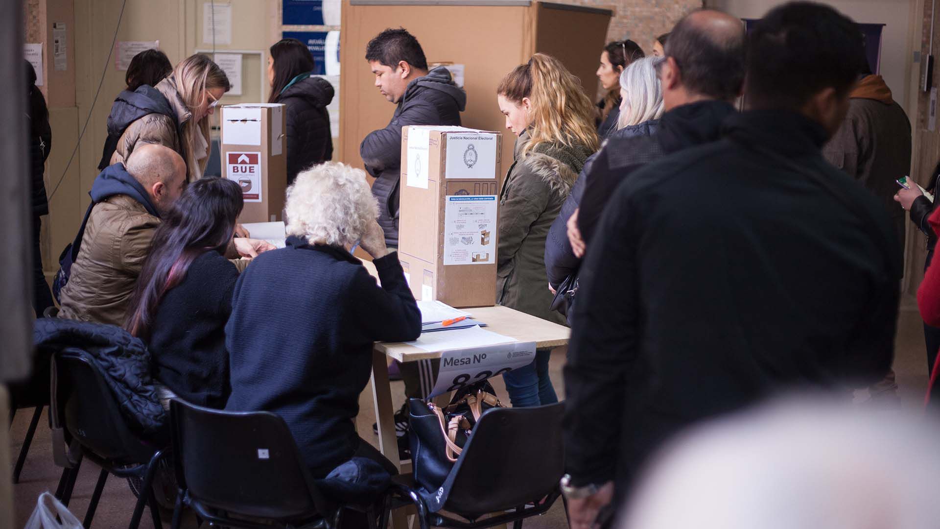 El camino a las elecciones generales sigue augurando una definición abierta para saber quién será el próximo presidente (Roberto Almeida)
