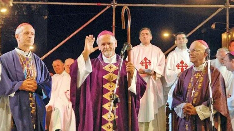El Papa nombró al obispo santiagueño Bokalic Iglic primado de Argentina