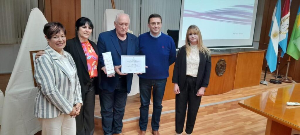 Emotiva presentación de la obra musical “La Argentina de los barcos” en el Concejo