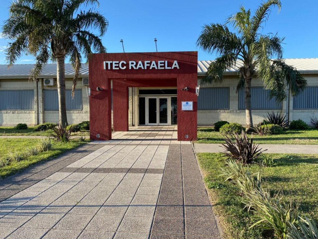 Tecnicaturas universitarias cortas con rápida salida laboral: inscripciones abiertas en ITEC para el 2025