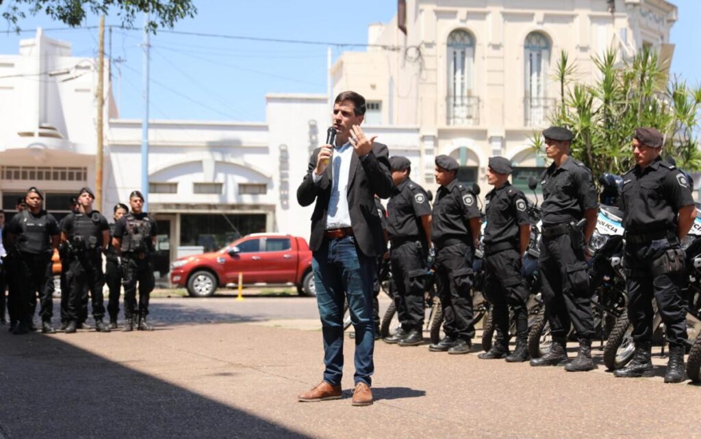 Entregaron motos a Rafaela para la lucha contra el delito