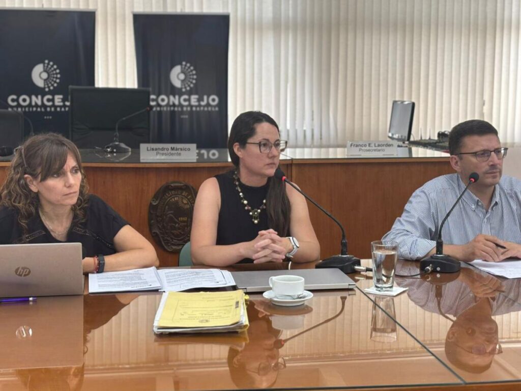 Dos funcionarias municipales no avalan la eliminación de la sobretasa en loteos