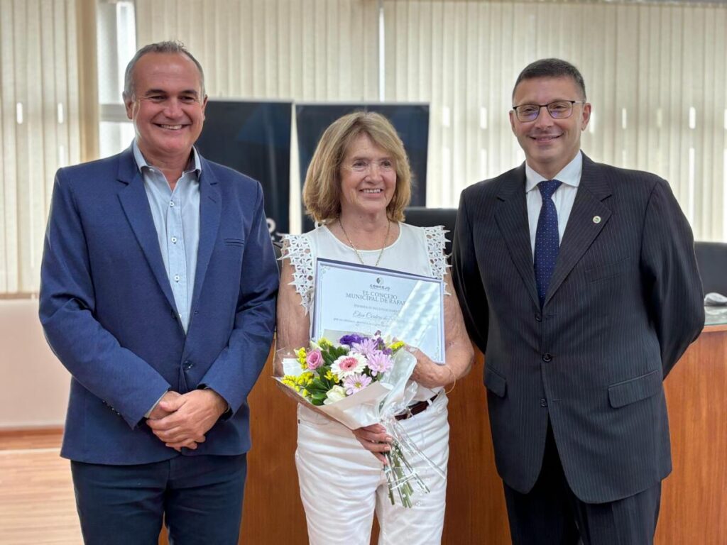 Emotivo reconocimiento a la vida rural de Elisa Cordera de Armando