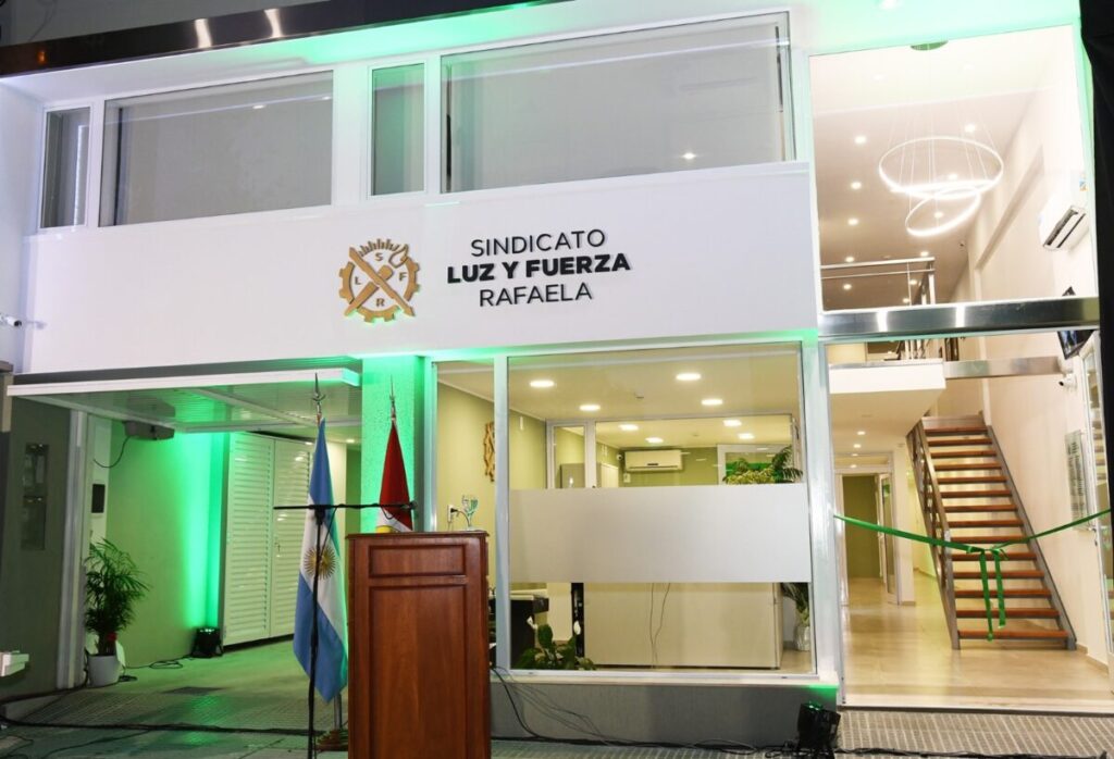 Aclaración de Luz y Fuerza Rafaela