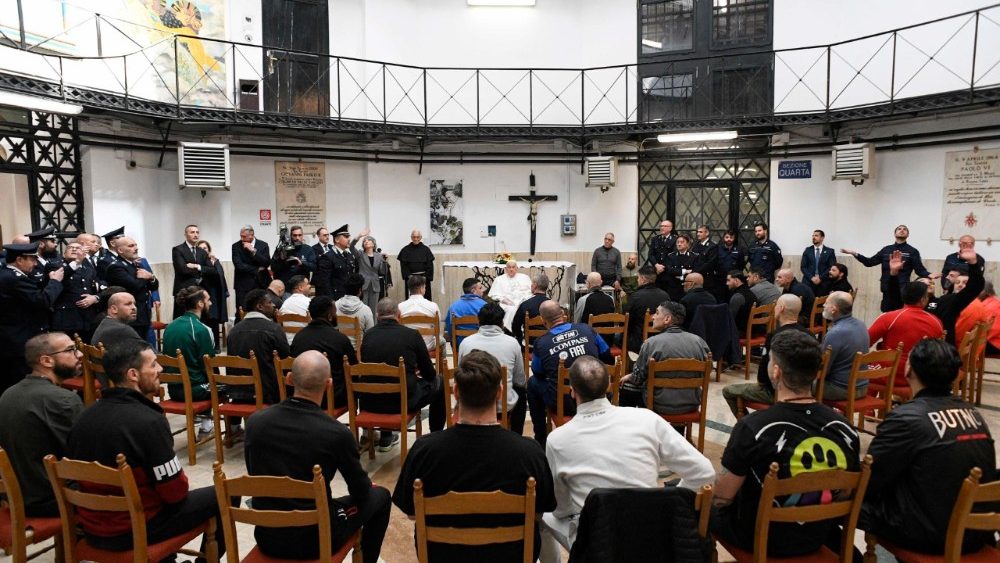 Jueves Santo: el papa Francisco visitó la cárcel Regina Coeli