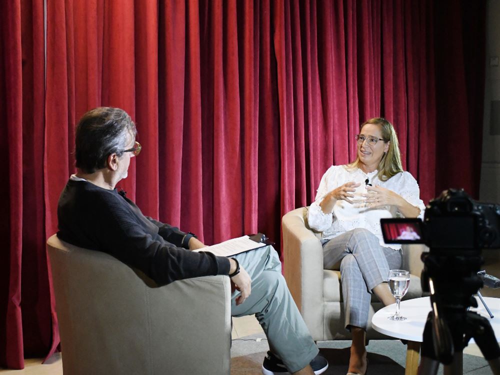 Se estrenó el quinto episodio de El Lienzo con Mariela Heinen