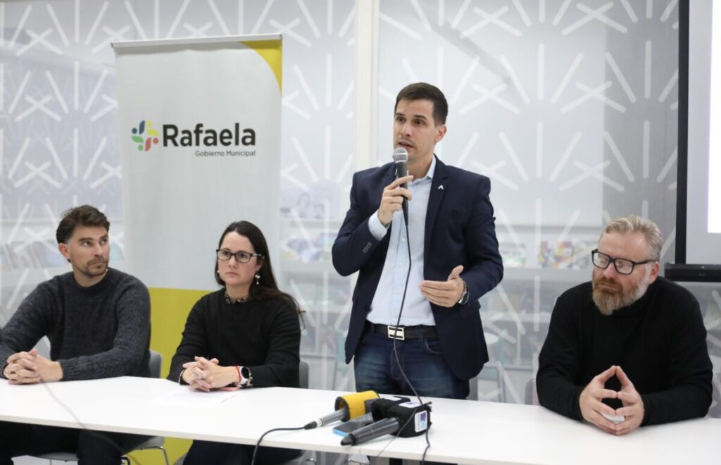 El Intendente anunció la primera etapa de intervención de los ex Almacenes Ripamonti