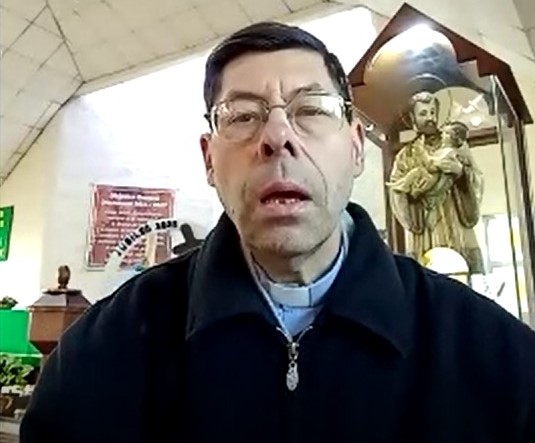 “A lo largo del año mucha gente viene a rezar a la imagen de san Cayetano”
