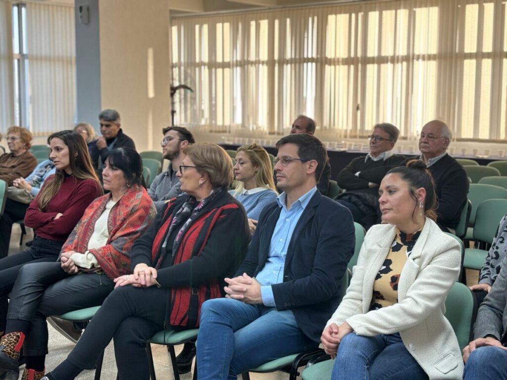 El Concejo Municipal será sede de un encuentro virtual entre Rafaela y Carcabuey