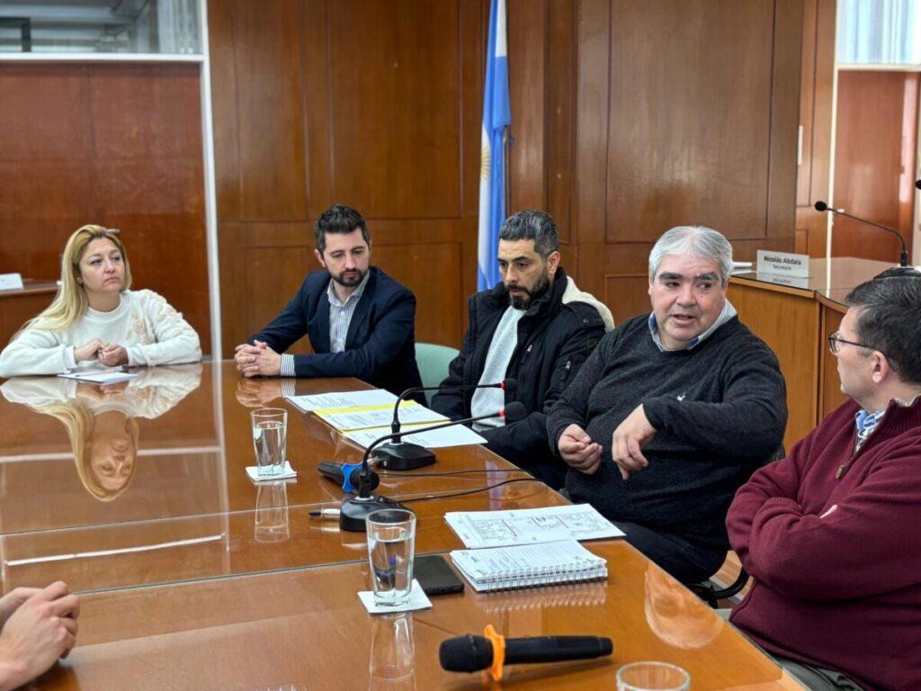Dirigentes del Club Estudiantes plantearon problemas en el Concejo
