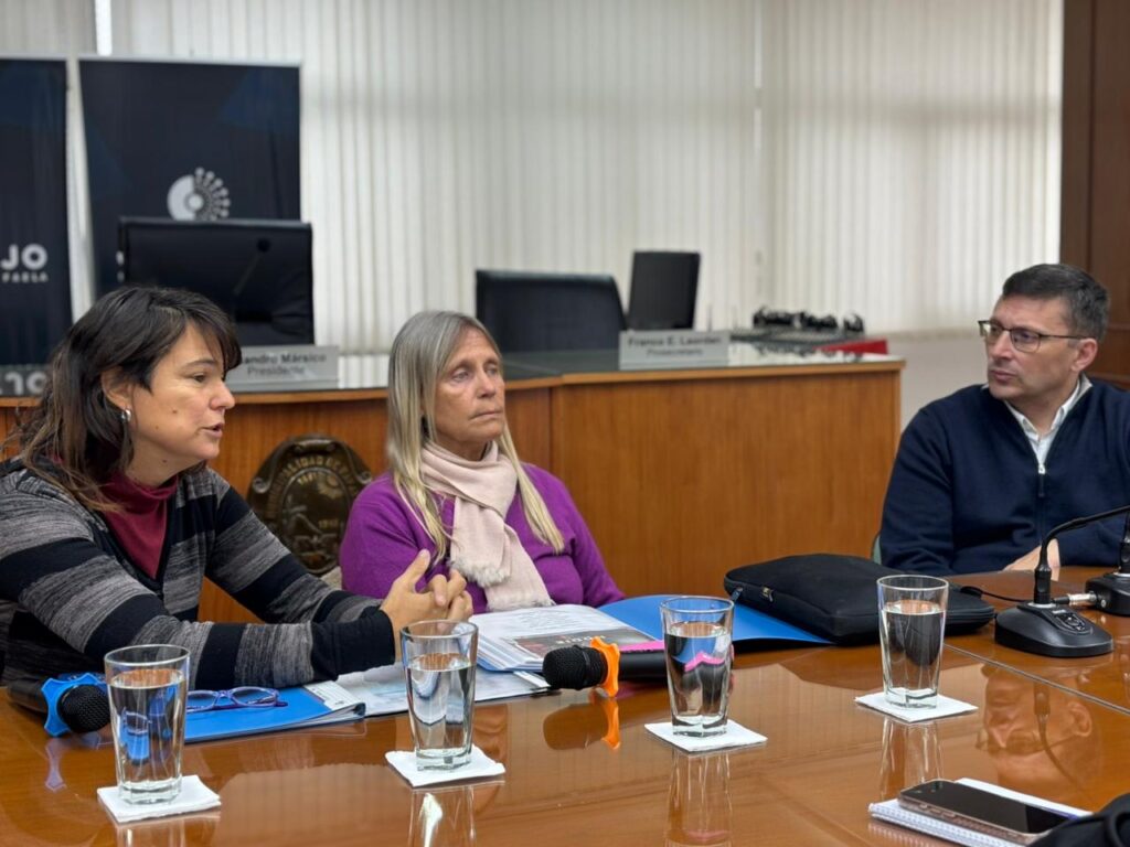 Presentan documental “La liberación de Kshamenk” en el Concejo Municipal