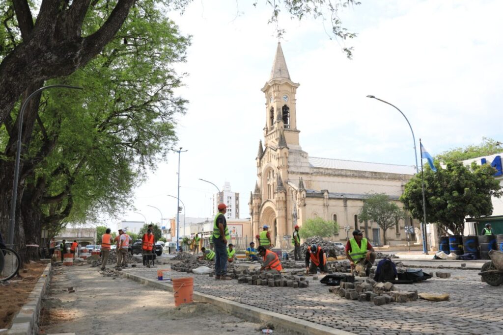 Restauración del adoquinado: el centro histórico avanza con obras clave de recuperación urbana