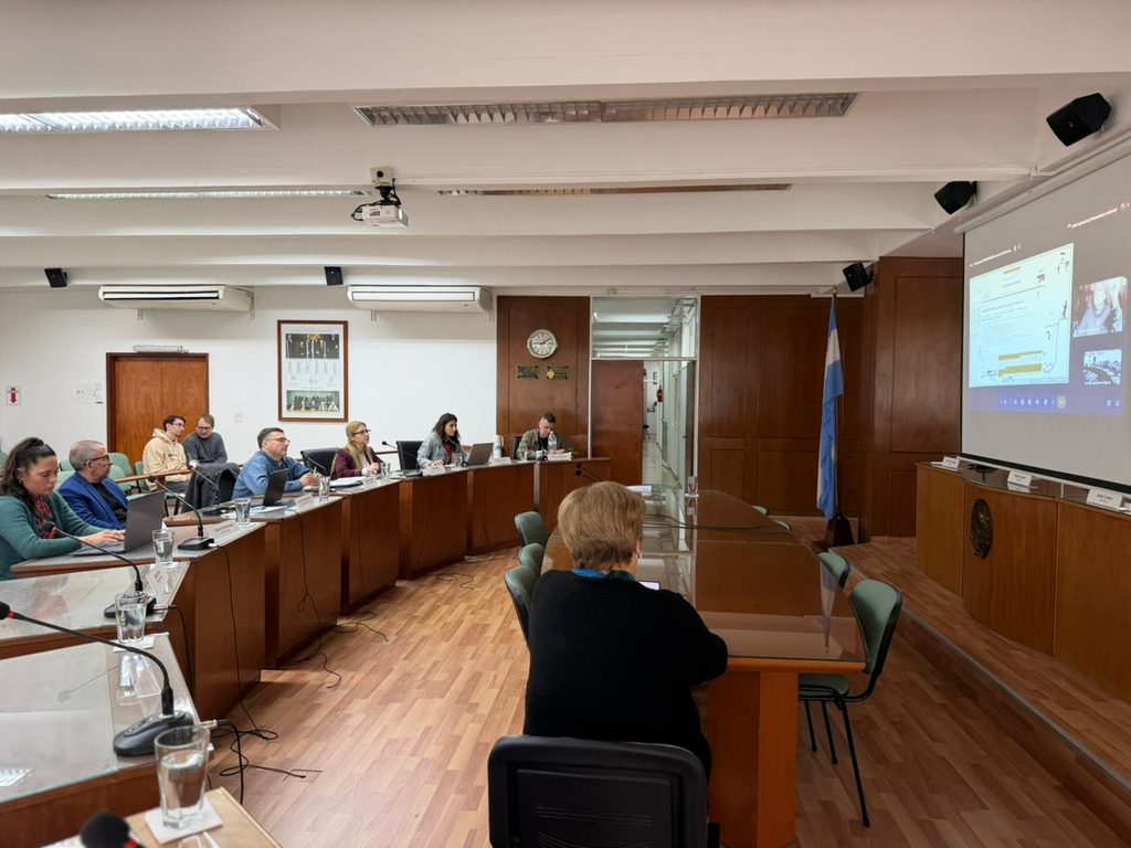 El biólogo Rafael Lajmanovich abordó las evidencias científicas de los agroquímicos
