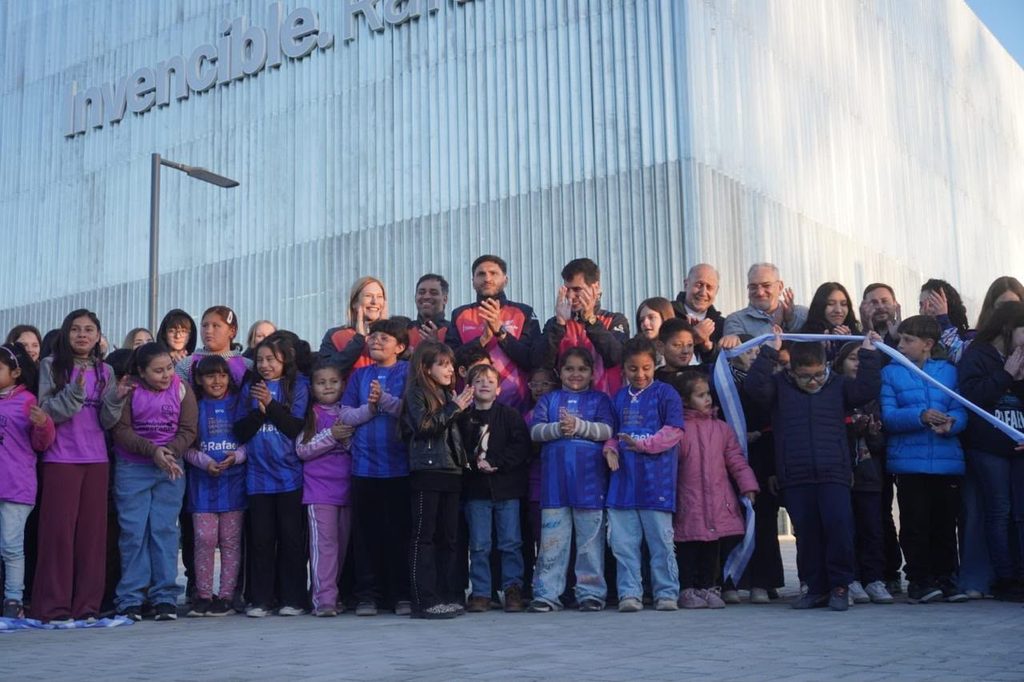 Rafaela inauguró dos nuevos escenarios deportivos que transforman el mapa de la ciudad