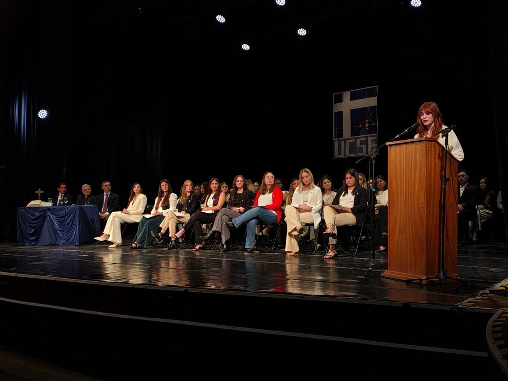 UCSE Rafaela: 79 egresados en el acto de colación de grados